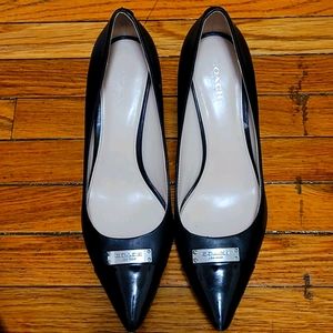 Black  coach New York heals